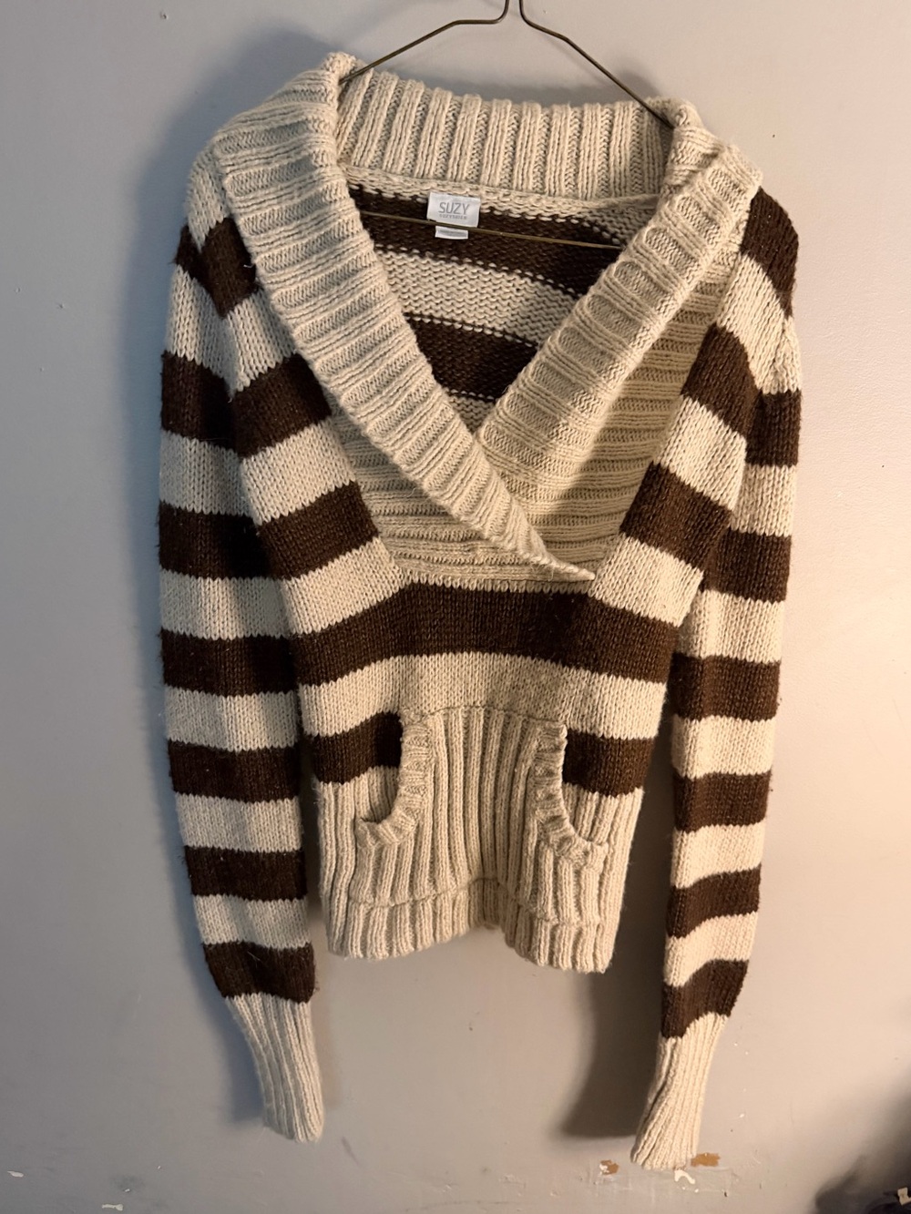 Vintage Y2K Suzy Shier Striped knitted sweater front hoodie pocket brown cream
